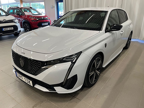 Peugeot 308 4 of 5