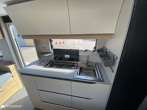Adria Adora 673 PK / Ränte kampanj 3,95% 8 of 18