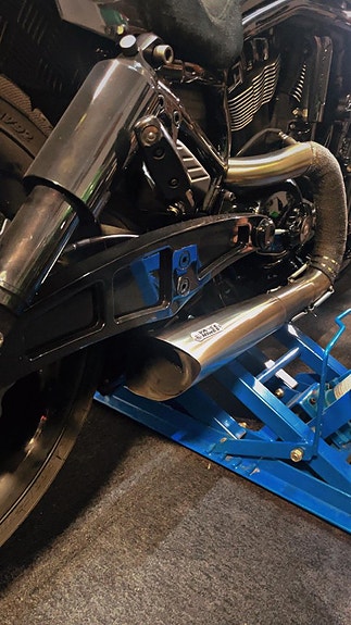 Harley-Davidson Nightrod CNC-custom 8 of 14