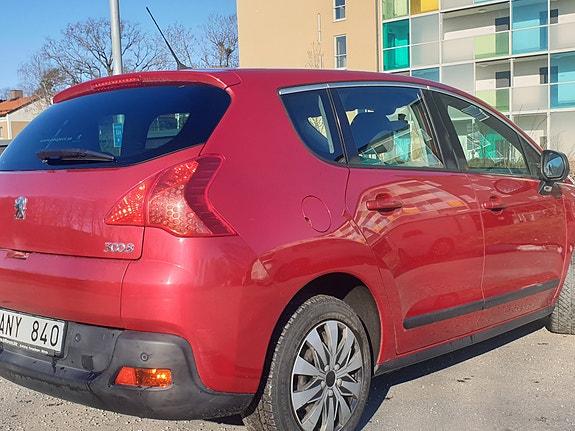 Peugeot 3008 5 of 8