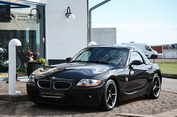 BMW Z4 4 of 5