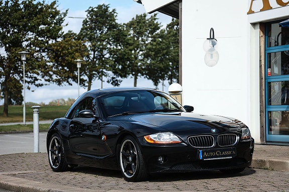 BMW Z4 2 of 5