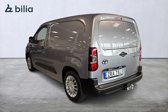 Toyota Proace City 2 of 5