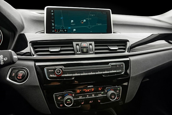 BMW X1 11 of 18