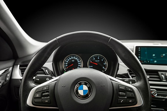 BMW X1 9 of 18