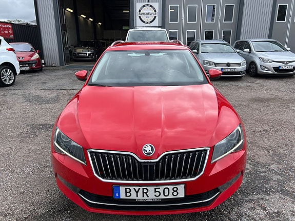 Skoda Superb 3 of 5