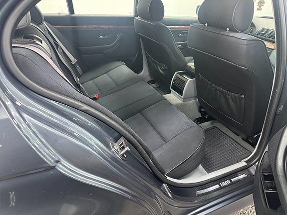 BMW 528 11 of 21