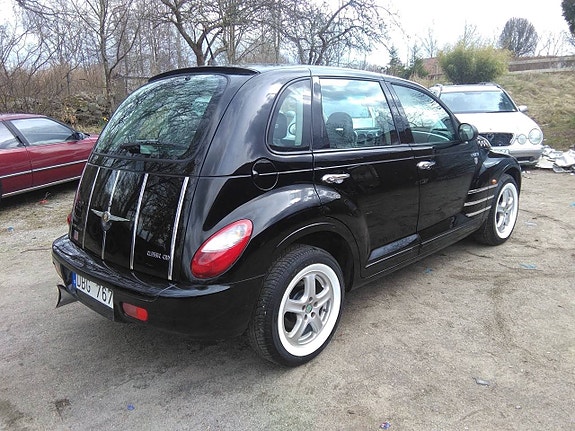 Chrysler PT Cruiser 4 of 5