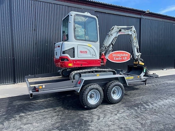 Takeuchi TB 225 Grävarpaket VM-Kärra Engcon 4 of 5