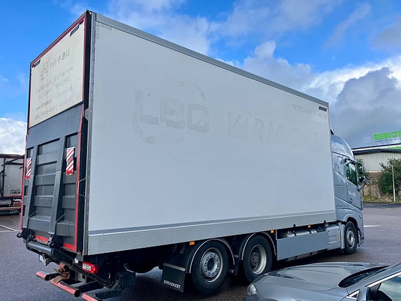 Volvo FH540 Skåpbil 3 of 5