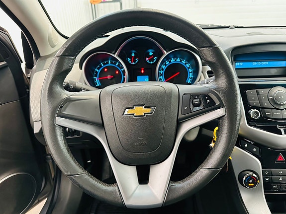 Chevrolet Cruze 17 of 21