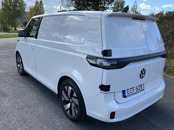 Volkswagen ID. Buzz 5 of 12