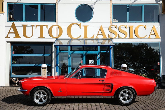 Ford Mustang 5 of 21