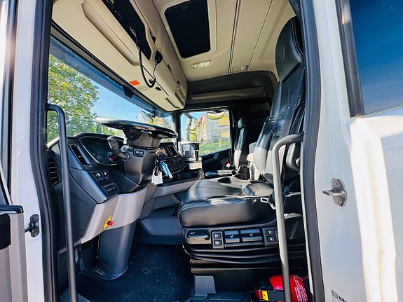 Scania R500 6x4 Euro6 Schaktbil 21.000 mil Sörling 11 of 12