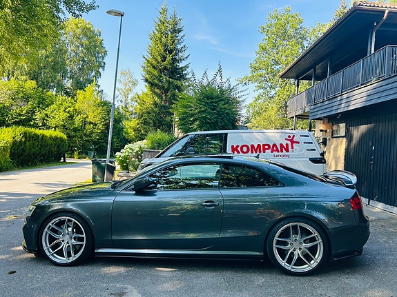 Audi RS5 3 of 5
