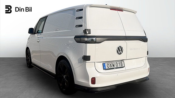 Volkswagen ID. Buzz 3 of 5