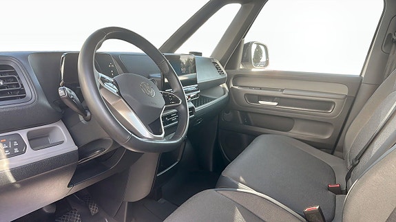 Volkswagen ID. Buzz 7 of 14