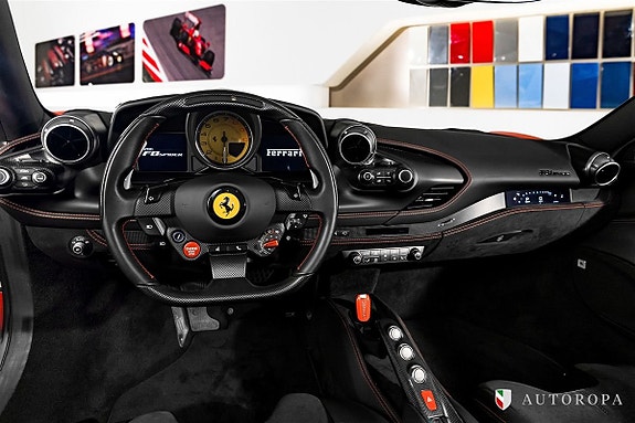 Ferrari F8 Spider 7 of 10