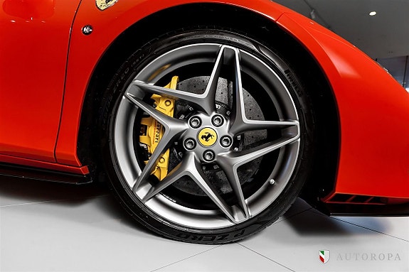 Ferrari F8 Spider 10 of 10