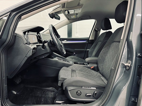 Volkswagen Golf I 11 of 27