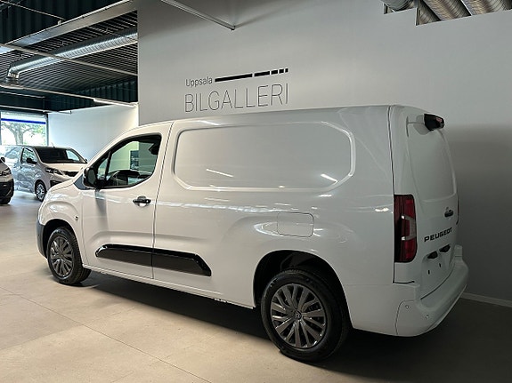 Peugeot Partner 2 of 12