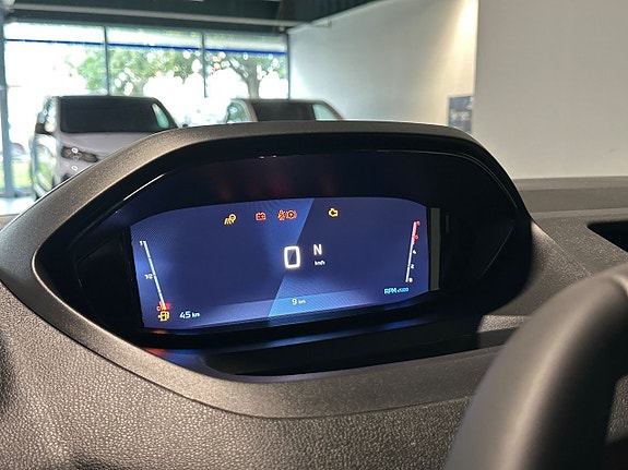 Peugeot Partner 8 of 12