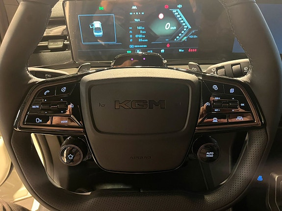 KGM Musso EV 8 of 15