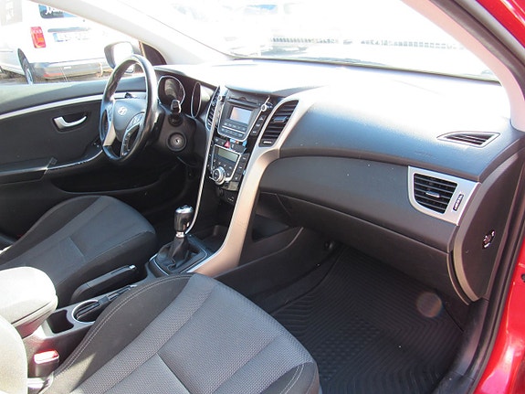 Hyundai i30 9 of 14