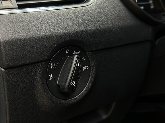 Skoda Octavia Scout 16 of 24
