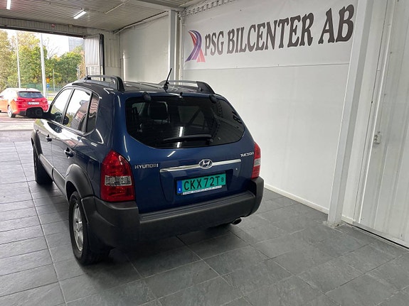 Hyundai Tucson 3 of 3