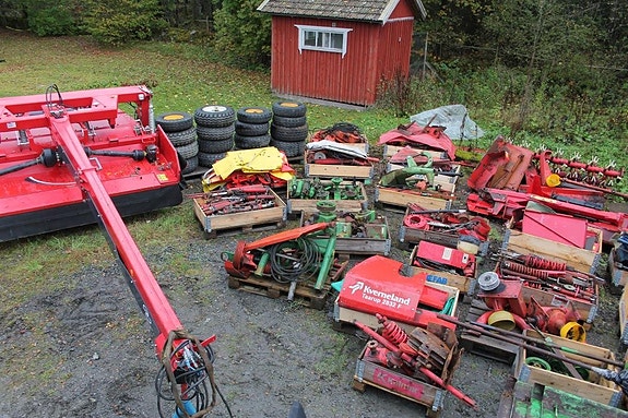 Begagnade och nya delar till slåtterkrossar