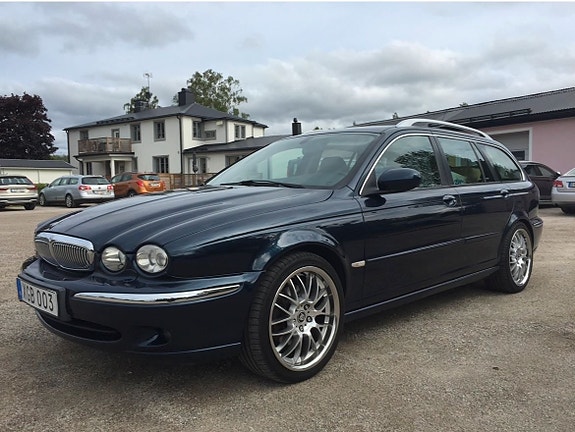 Jaguar X-TYPE