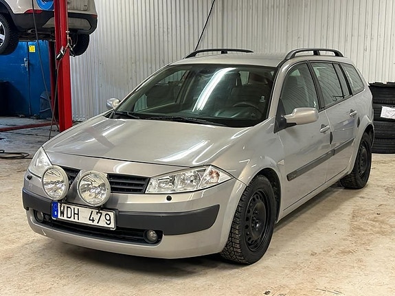 Renault Megane II 2 of 5
