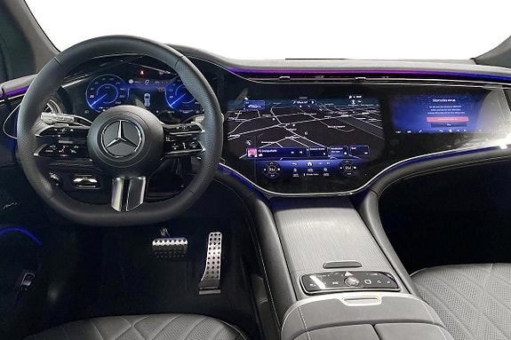 Mercedes-Benz EQS580 8 of 17