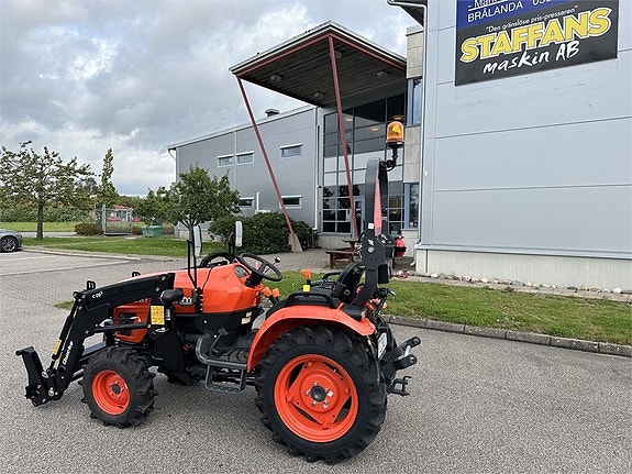 Kubota EK1-261 3 of 17