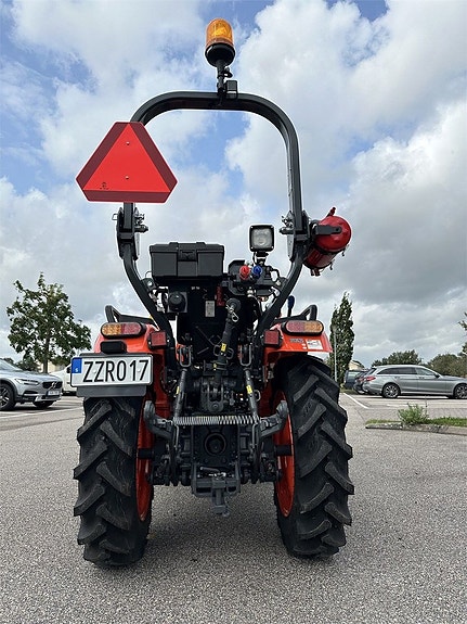 Kubota EK1-261 4 of 17
