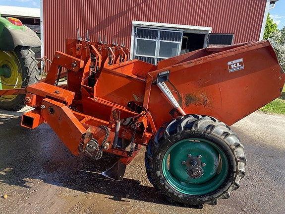 Kverneland Underhaug UN3200 potatissättare 4 rad