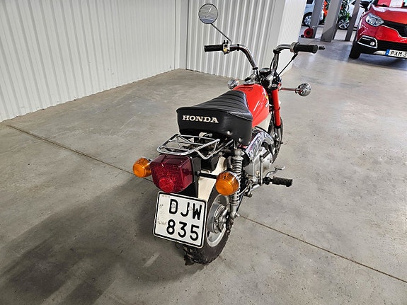 Honda Z50J Monkey Bike Mycket fint originalskick 3 of 5