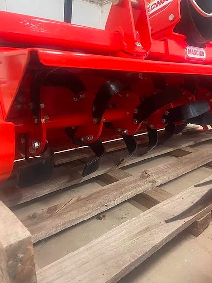 Maschio Jordfräs med kvalitet och styrka W 145