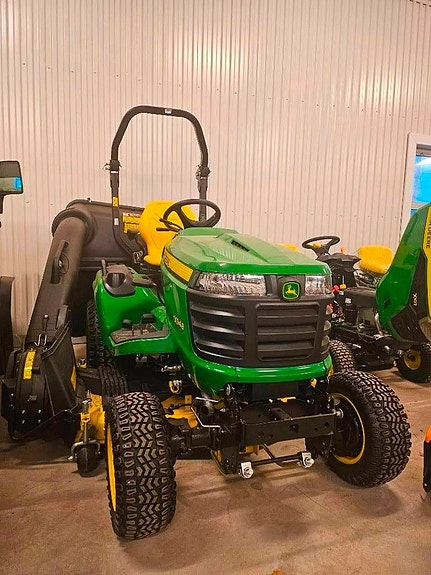 John Deere ÅK Traktor Gräsklippare x 948 Uppsamlare