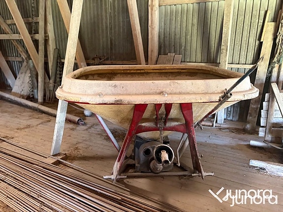 Konstgödselspridare - Vicon