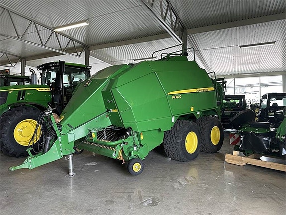 John Deere 1434