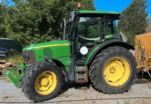 John Deere 5090 R
