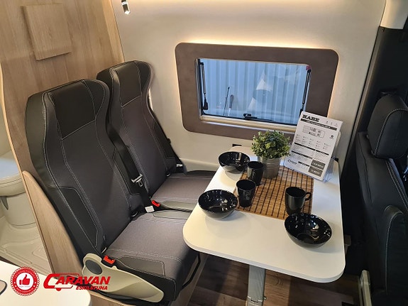 Kabe Travel Master Van 690 LB 3 of 25