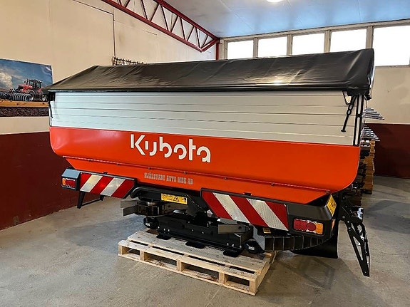 Kubota Konstgödningsspridare DSXL-W Geospread 3225L