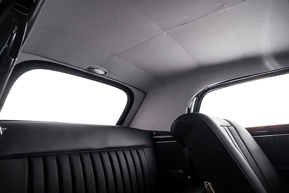Mercedes-Benz W128 15 of 16