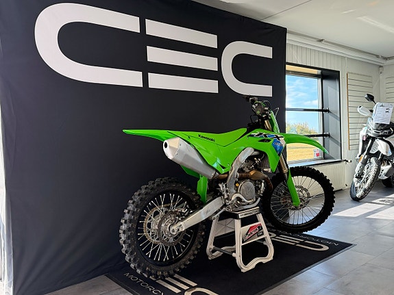 Kawasaki KX 450 Demo 3 of 6