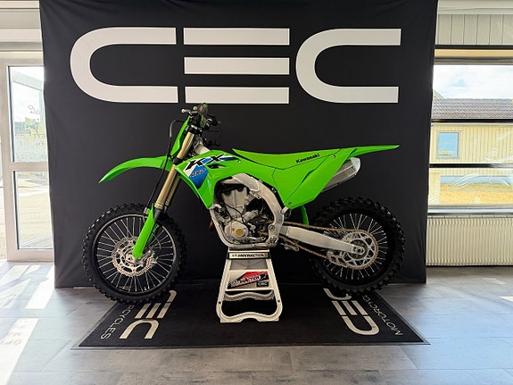Kawasaki KX 450 Demo 4 of 6