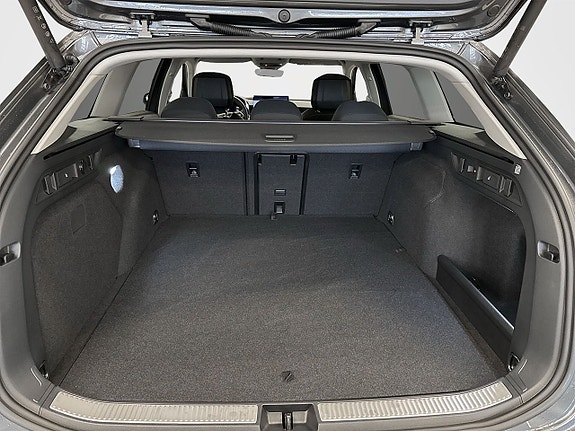 Skoda Superb 10 of 13
