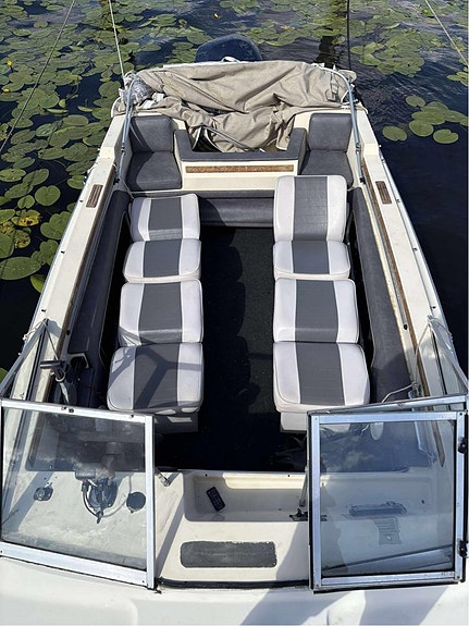 Starcraft American 16 130hk daycruiser 4 of 7